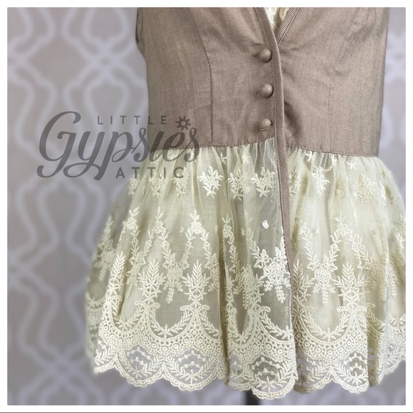 A’reve Peplum Lace Layered Tunic Vest Style Top - Picture 9 of 14